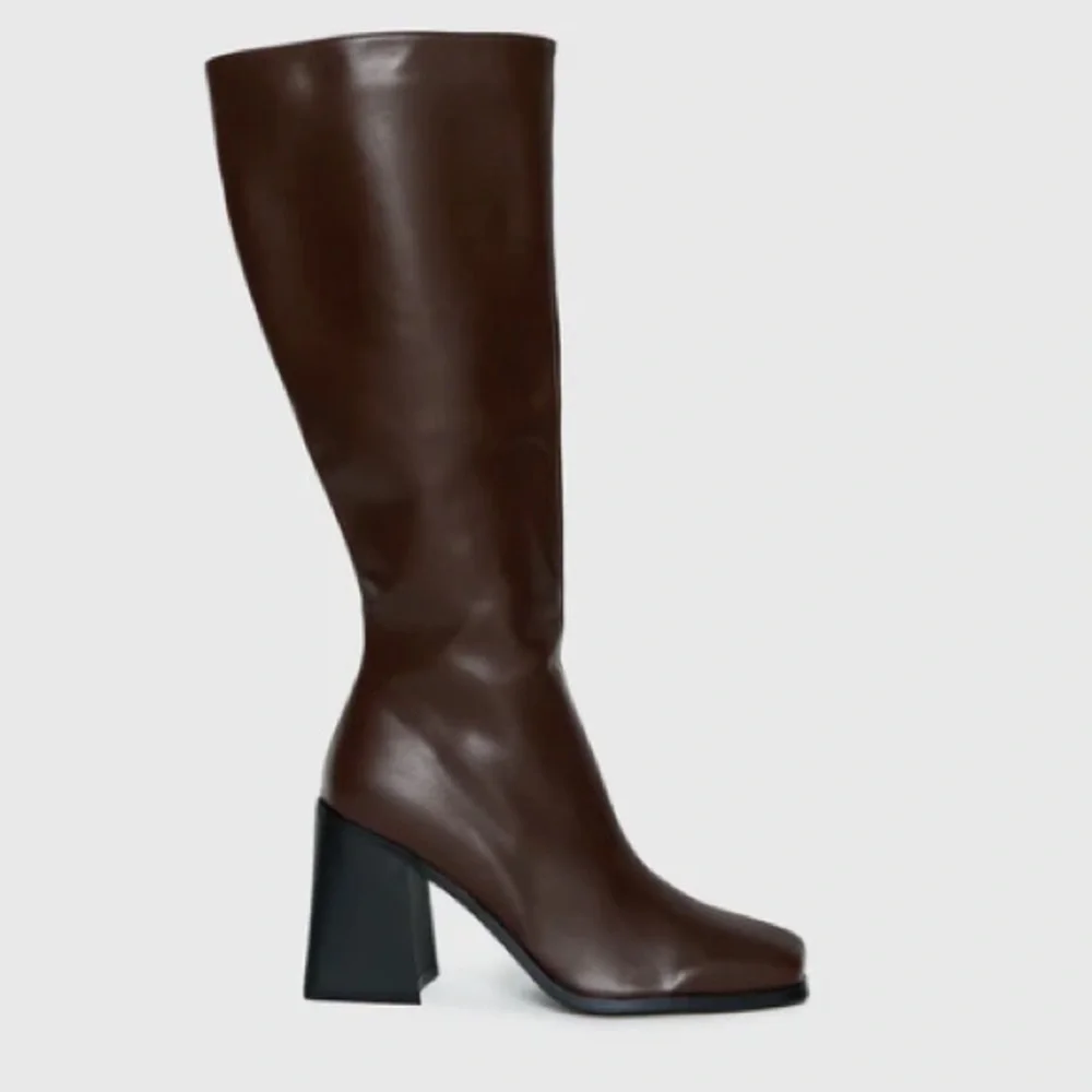 Renzo Knee-High Boots Brown - Picture 2 of 12